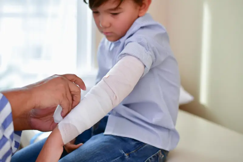 Manejo de heridas ofrecido por Dra. Laura Vázquez: La solución definitiva para cuidar la piel de tus seres queridos